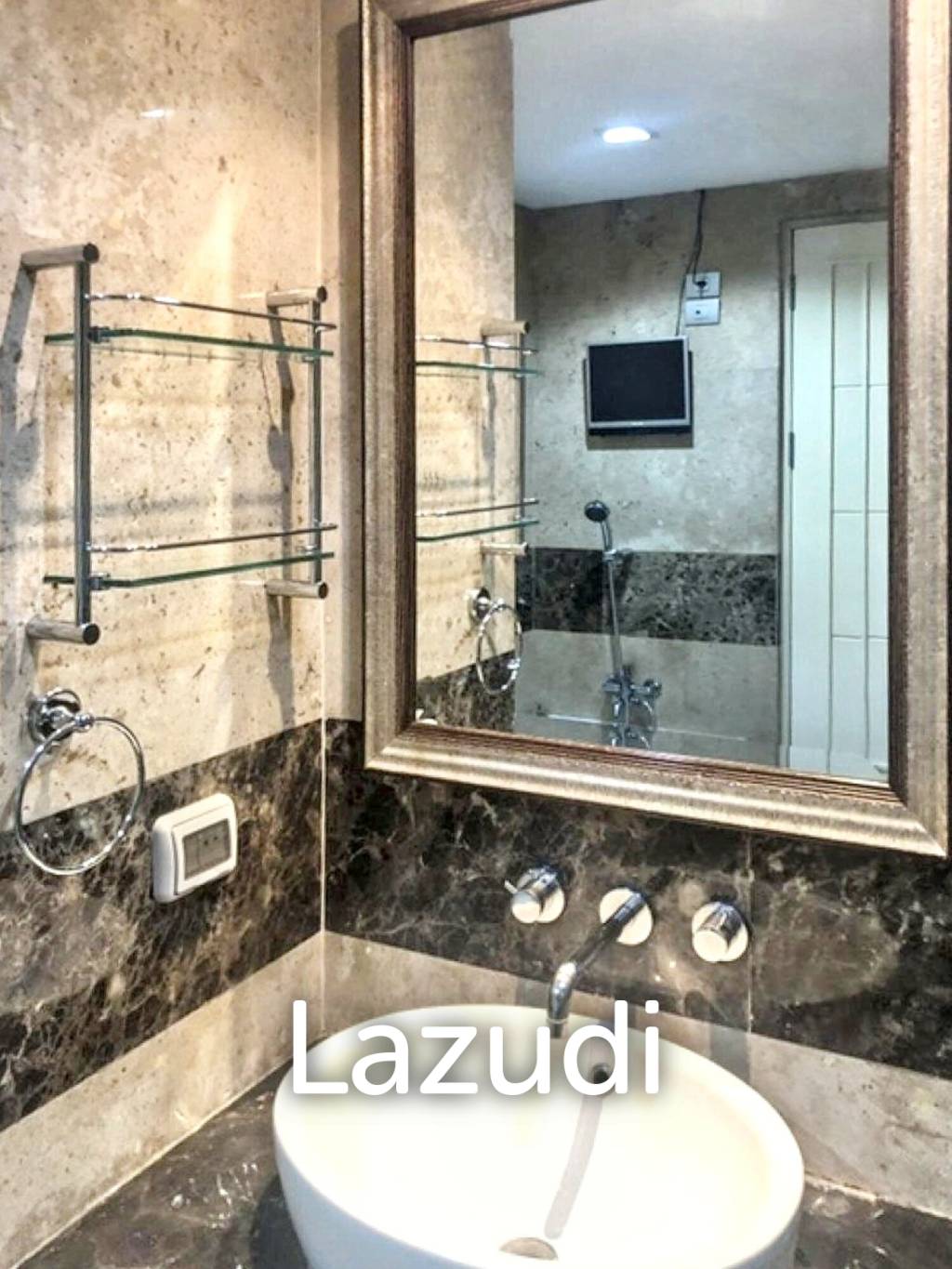 1 Bedroom 1 Bathroom 65 SQ.M Urbana Sathorn