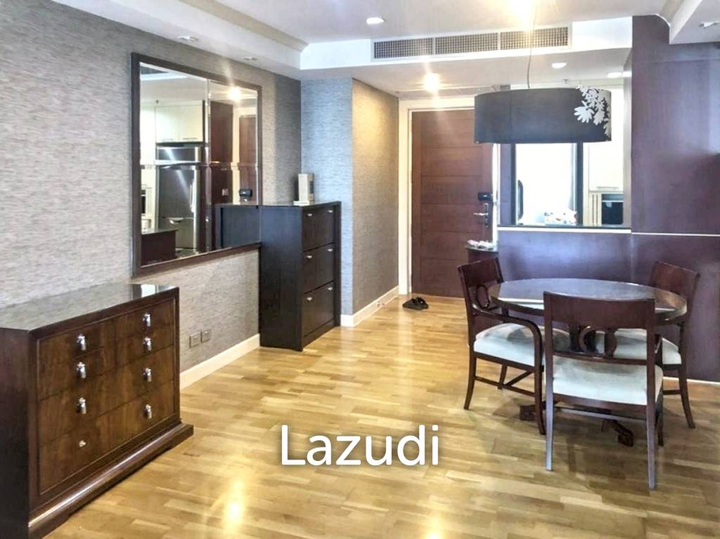 1 Bedroom 1 Bathroom 65 SQ.M Urbana Sathorn