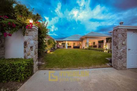 The Lees 3: Pool Villa avec 3 chambres et 2 salles de bain