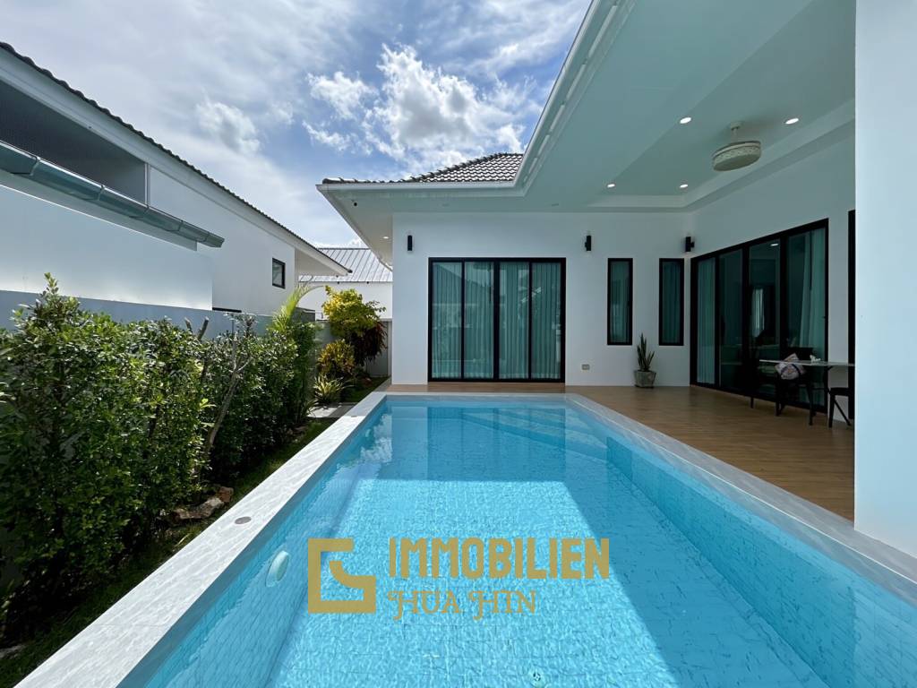 AILEEN VILLA: Modern 3 Bed 3 Bath Pool Villa in Soi 88