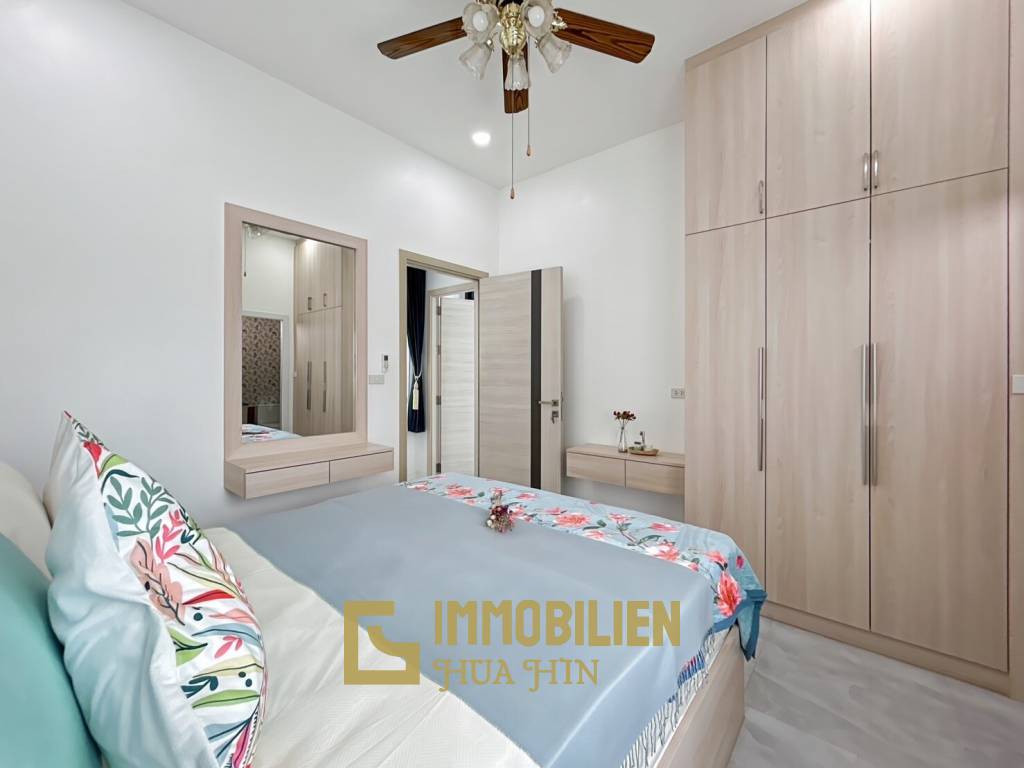 AILEEN VILLA: Moderne Pool Villa mit 3 Schlafzimmern und 3 Bädern in der Soi 88