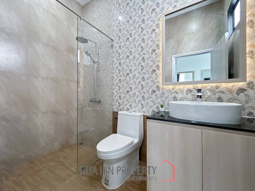 AILEEN VILLA: Modern 3 Bed 3 Bath Pool Villa in Soi 88