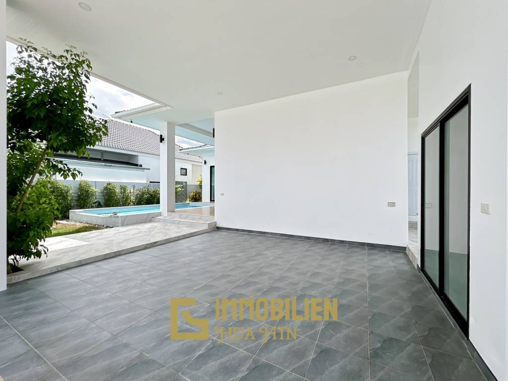 AILEEN VILLA: Modern 3 Bed 3 Bath Pool Villa in Soi 88