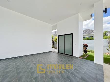 AILEEN VILLA: Moderne Pool Villa mit 3 Schlafzimmern und 3 Bädern in der Soi 88