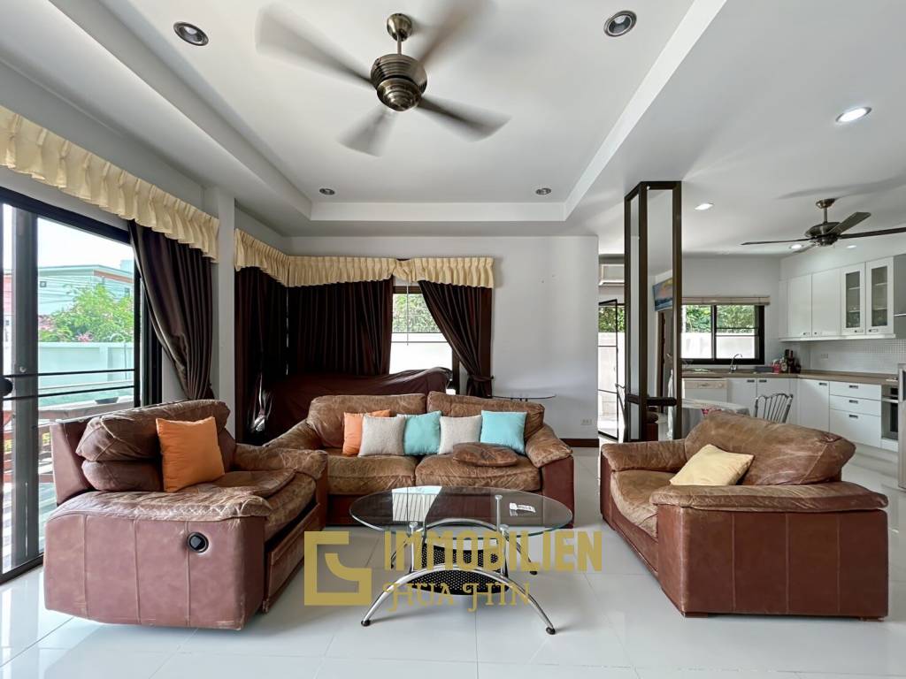 Baan Araya: Pool villa with 2 bedrooms in Soi 102 near the city center