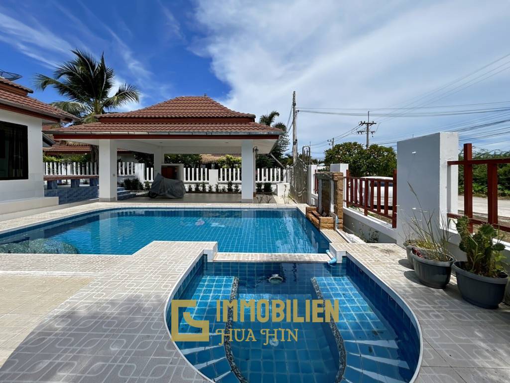 Baan Araya: Pool villa with 2 bedrooms in Soi 102 near the city center