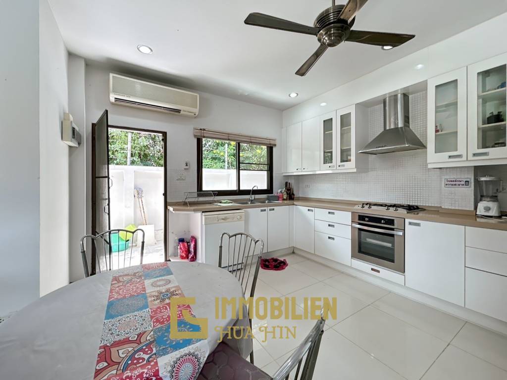 Baan Araya: Pool villa with 2 bedrooms in Soi 102 near the city center