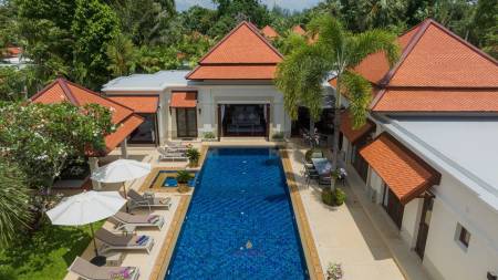 Stunning 6-Bedroom Villa in Sai Taan Phase II, Bang Tao