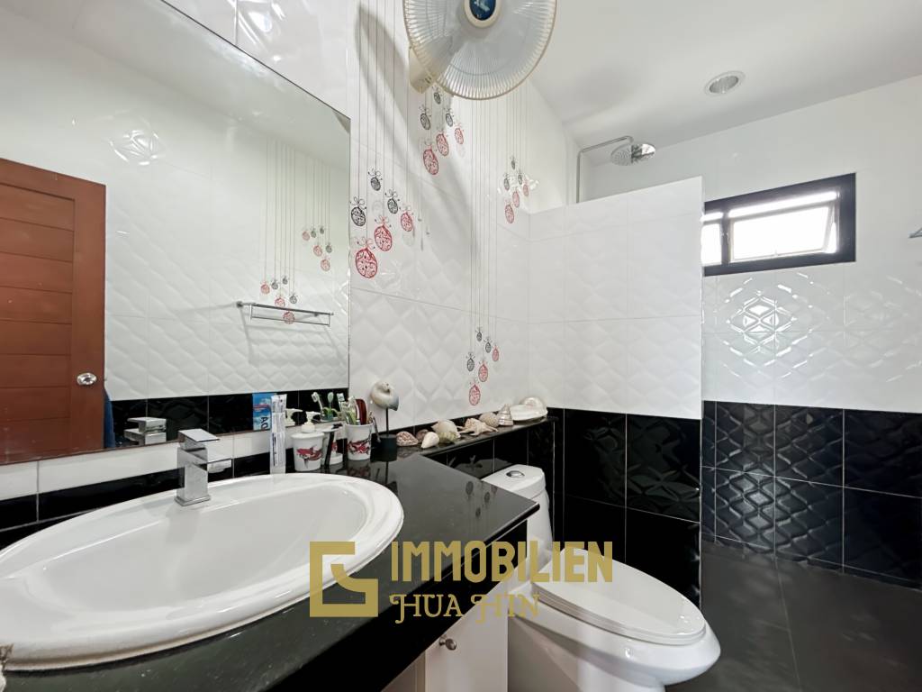 432 metro cuadrado 3 ` 2 Baño Villa de Venta