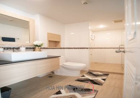 The 88 Condo: 1 bedroom condo with 1 bathroom and mountain views