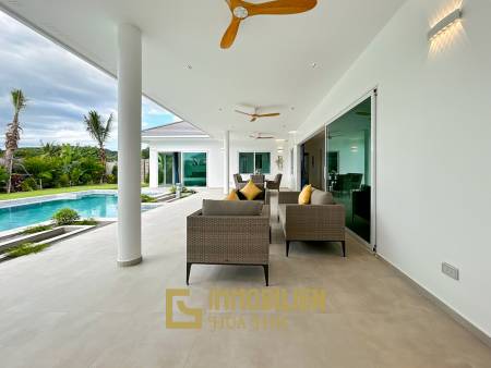 3 Bed 3 Bath 280 SQ.M Villa Palm Avenue 4