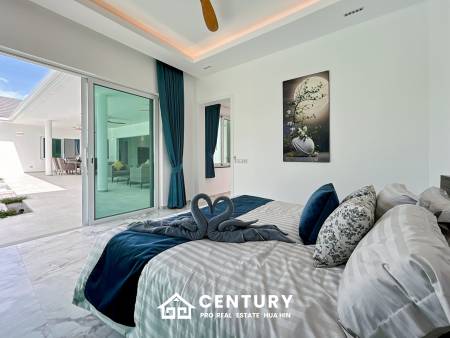 637 ตร.ม 3 เตียง 3 อาบน้ำ วิลล่า For ขาย