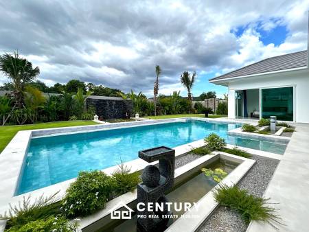 637 ตร.ม 3 เตียง 3 อาบน้ำ วิลล่า For ขาย