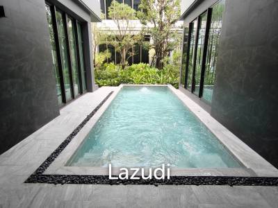 Ultra Luxury 6 Bedroom Detached House