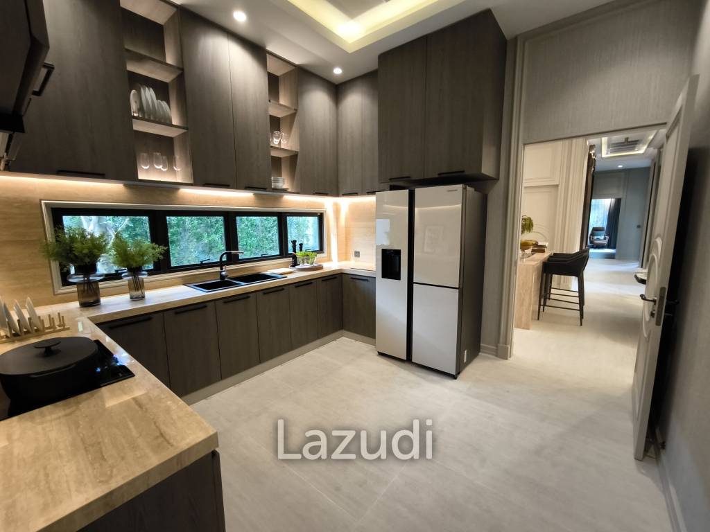 Ultra Luxury 6 Bedroom Detached House
