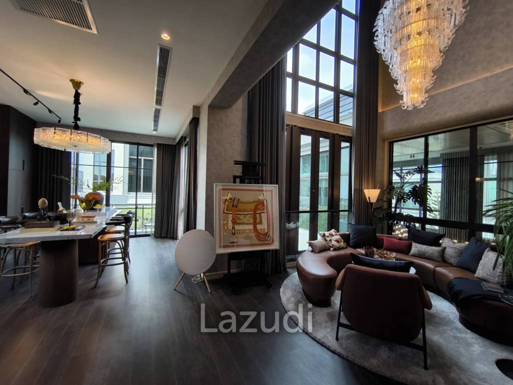 Ultra Luxury 6 Bedroom Detached House