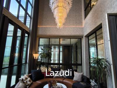 Ultra Luxury 6 Bedroom Detached House