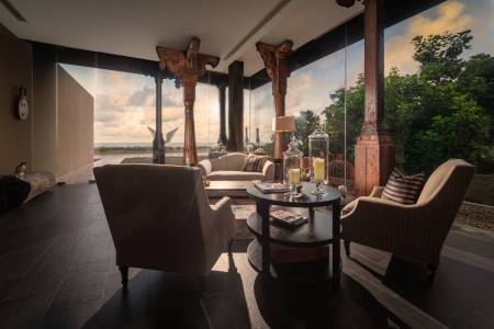 Villa Amarisa: Exquisite Clifftop Sanctuary on Millionaires Mile with Panoramic Andaman Sea Views Villa Amarisa: Exquisite Clifftop Sanctuary on Millionaires Mile with Panoramic Andaman Sea Views