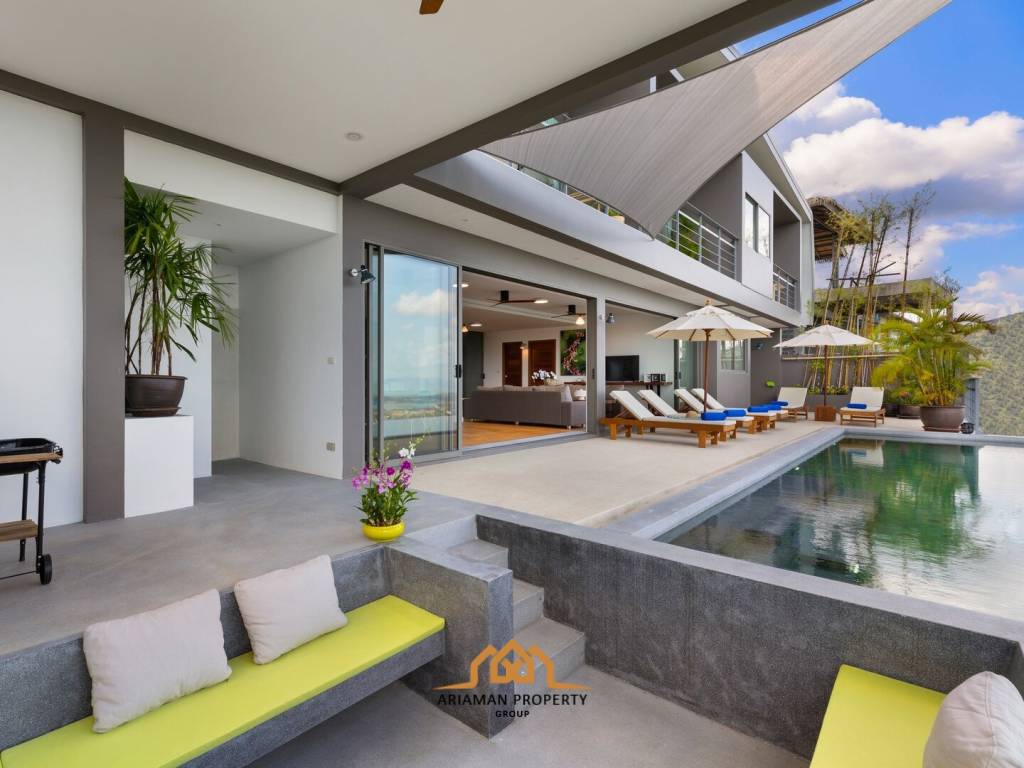 Ultra Luxury Seaview 3-Bedroom Villa in Chaweng Noi.