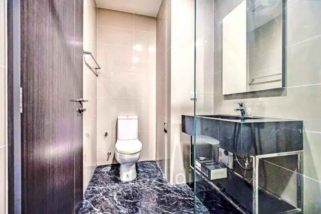2 Bedroom 2 Bathroom 60 SQ.M Edge Sukhumvit 23