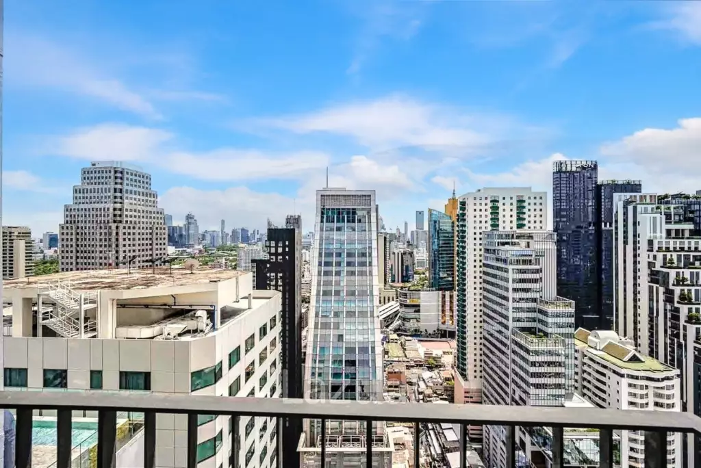 2 Bedroom 2 Bathroom 60 SQ.M Edge Sukhumvit 23