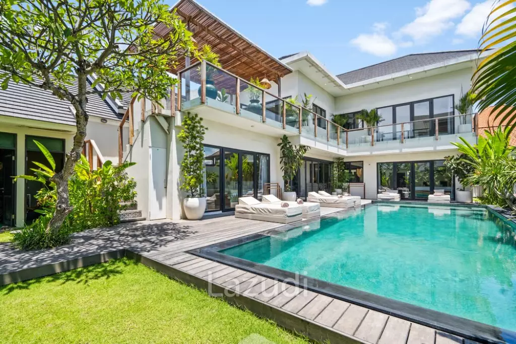 Stunning 5 Bedroom Villa in Prime Berawa – Great Investment Opportunity with Two Retail Shops