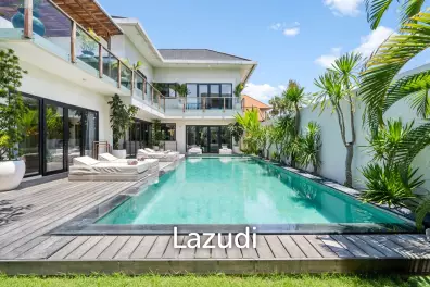 Stunning 5 Bedroom Villa in Prime Berawa – Great Investment Opportunity with Two Retail Shops