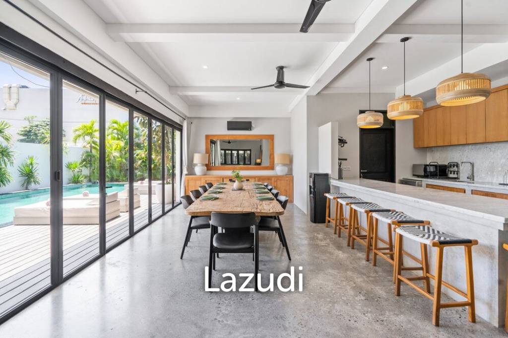 Stunning 5 Bedroom Villa in Prime Berawa – Great Investment Opportunity with Two Retail Shops