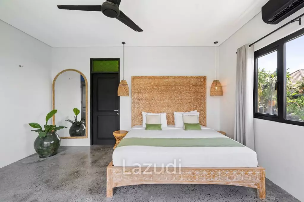 Stunning 5 Bedroom Villa in Prime Berawa – Great Investment Opportunity with Two Retail Shops