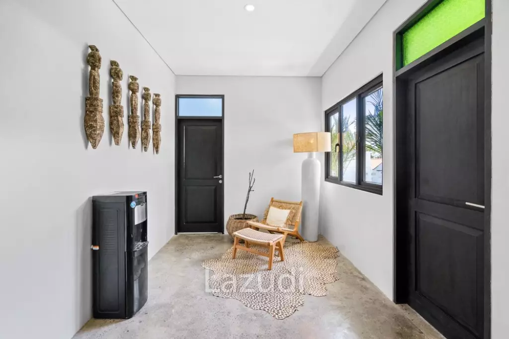 Stunning 5 Bedroom Villa in Prime Berawa – Great Investment Opportunity with Two Retail Shops