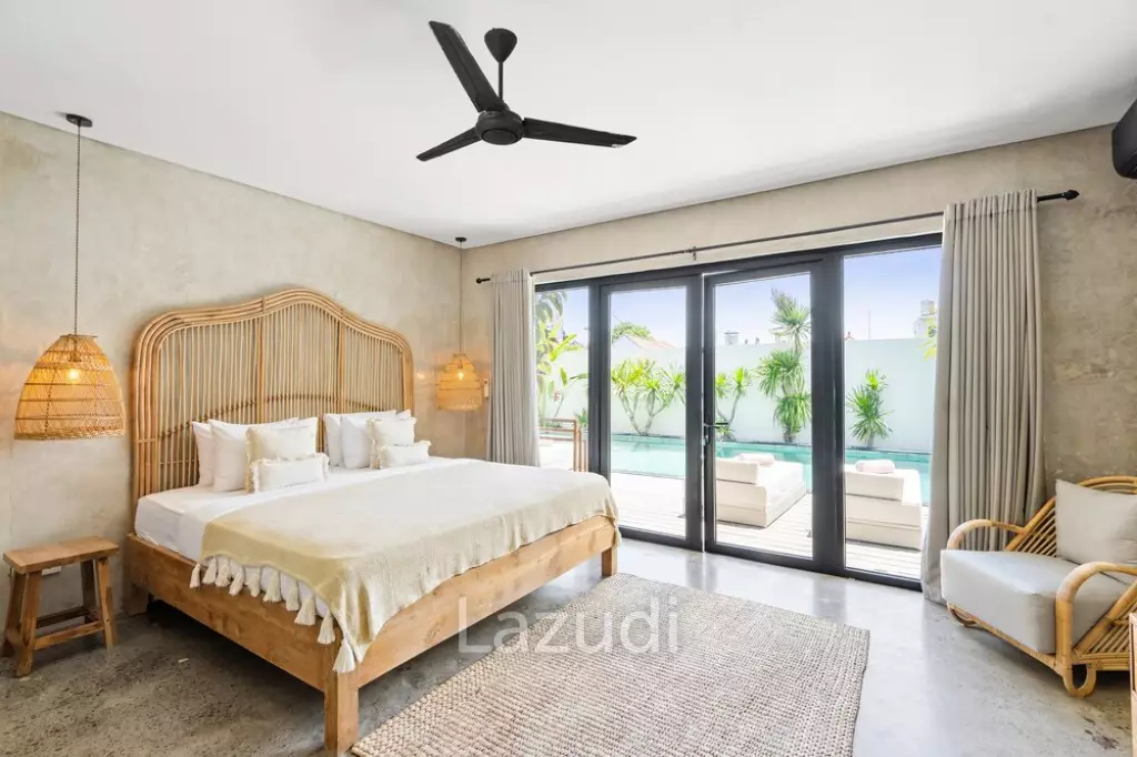 Stunning 5 Bedroom Villa in Prime Berawa – Great Investment Opportunity with Two Retail Shops