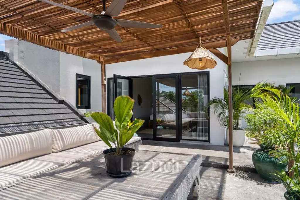 Stunning 5 Bedroom Villa in Prime Berawa – Great Investment Opportunity with Two Retail Shops