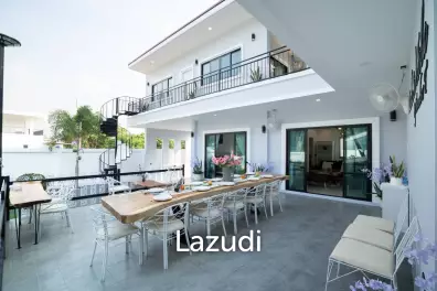6 Beds 5 Baths 350 SQ.M. Pool Villa in East Pattaya