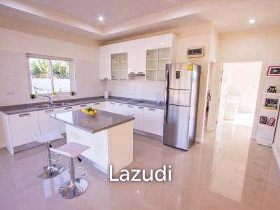 3 bed 2 bath 188 SQ.M Baan Yu Yen Pool Villas Phase 2
