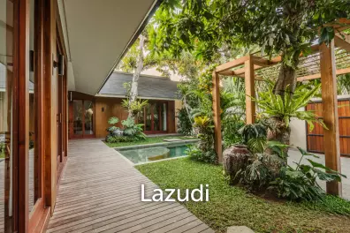 Luxury Bali Villa with Merbau Wood Finishes for Sale in Sanur