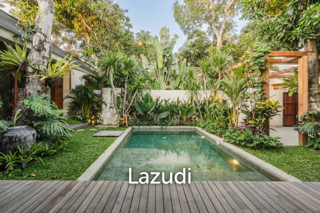 Luxury Bali Villa with Merbau Wood Finishes for Sale in Sanur