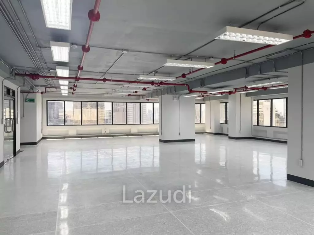 Office Space for rent in Surawong