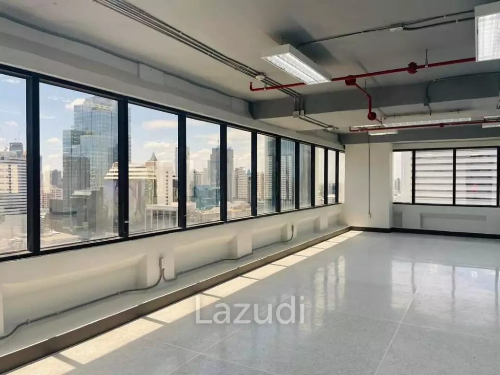 Office Space for rent in Surawong