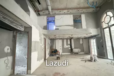[Bare Shell] 4 Bed 4 Bath 864 SQ.M Casa Ekkamai 28