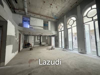 [Bare Shell] 4 Bed 4 Bath 864 SQ.M Casa Ekkamai 28