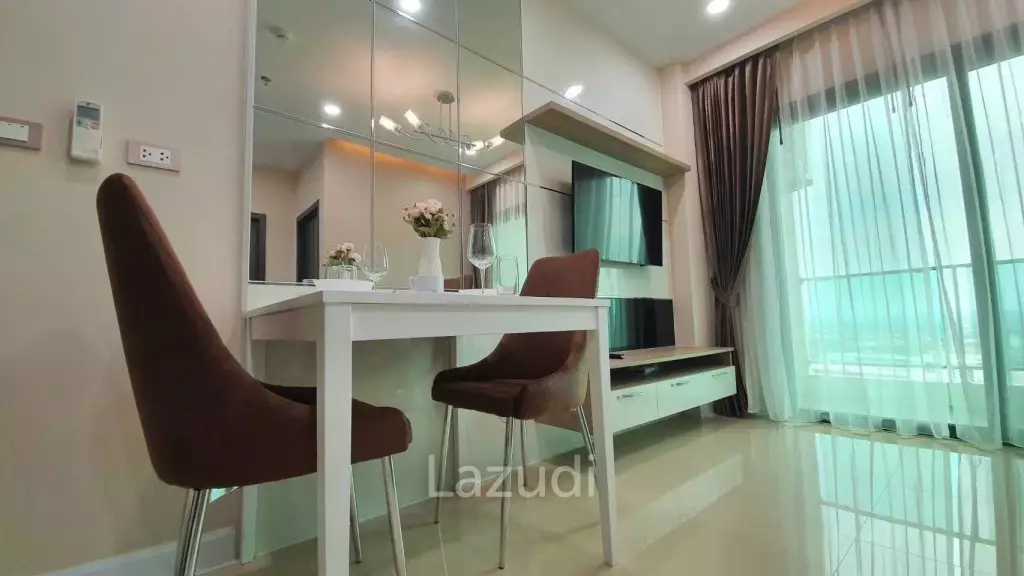 1 Bed 1 Bath 35 SQ.M. Dusit Grand Condo View