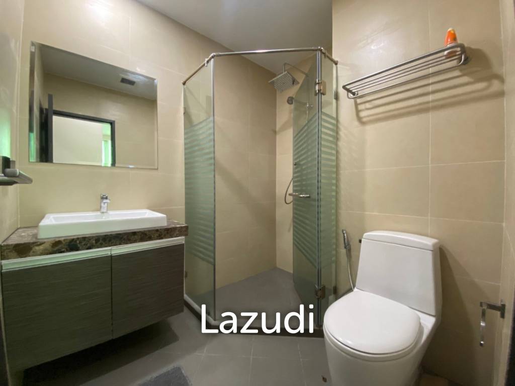 1 Bed 1 Bath 35 SQ.M. Dusit Grand Condo View