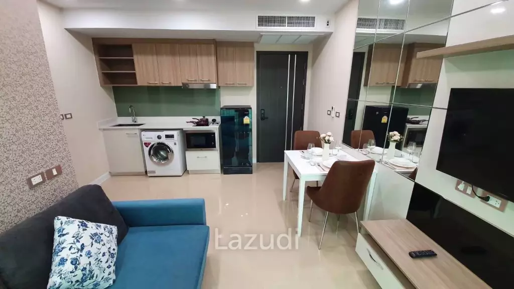 1 Bed 1 Bath 35 SQ.M. Dusit Grand Condo View
