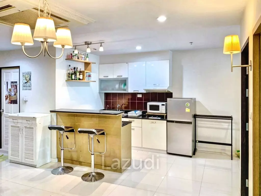 1 Bed 1 Bath 57 SQ.M Sukhumvit Living Town