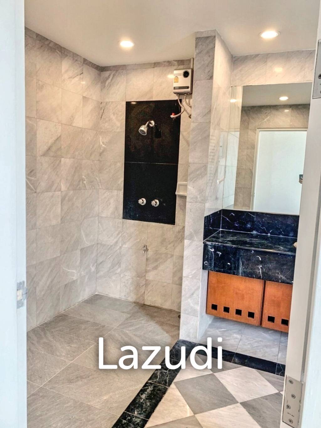 4 Bed 3 Bath Townhouse at Home Place Village