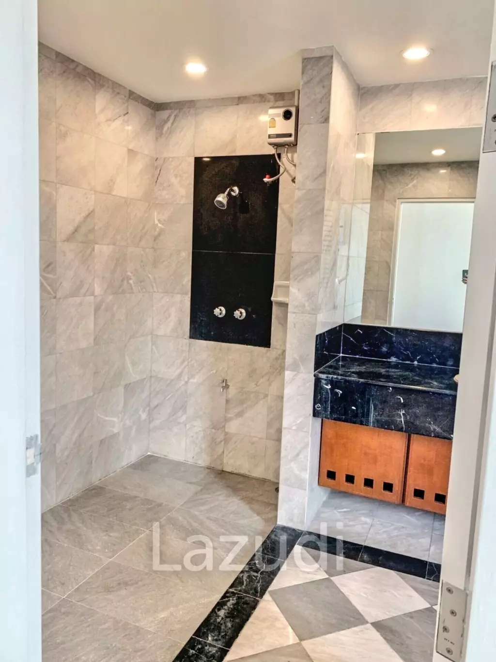 4 Bed 3 Bath Townhouse at Home Place Village