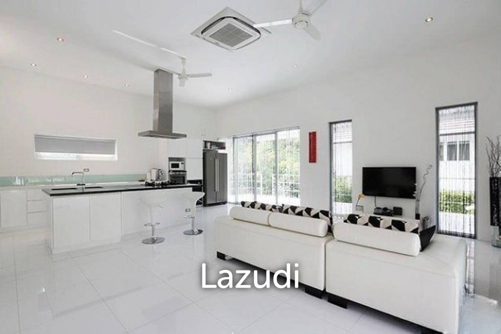 Modern 2-Story Villa with Pool in Hua Hin