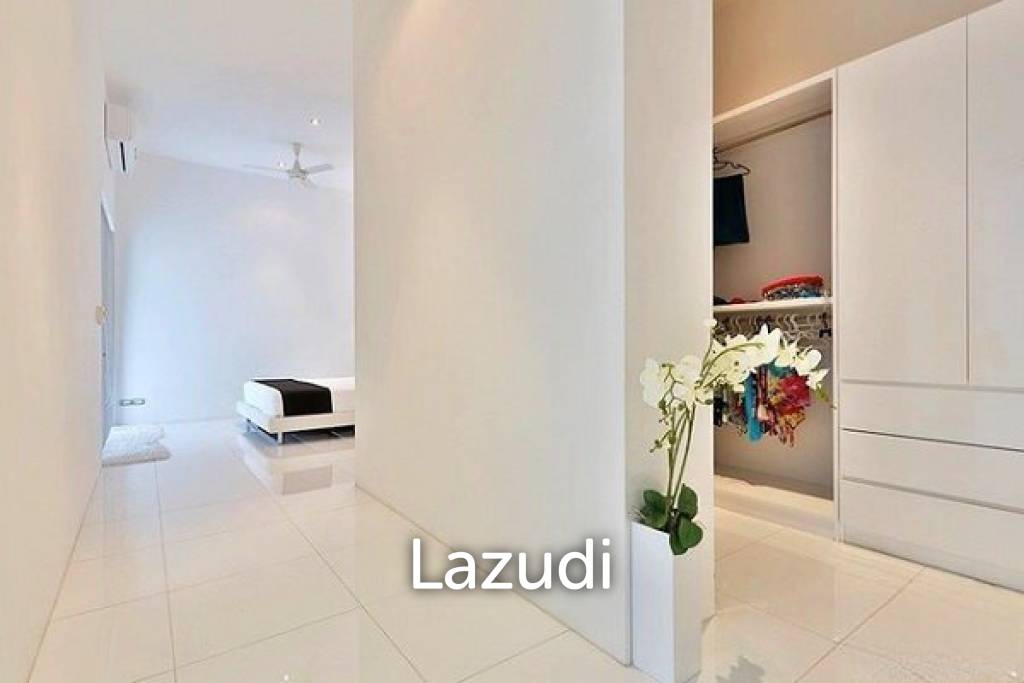 Modern 2-Story Villa with Pool in Hua Hin