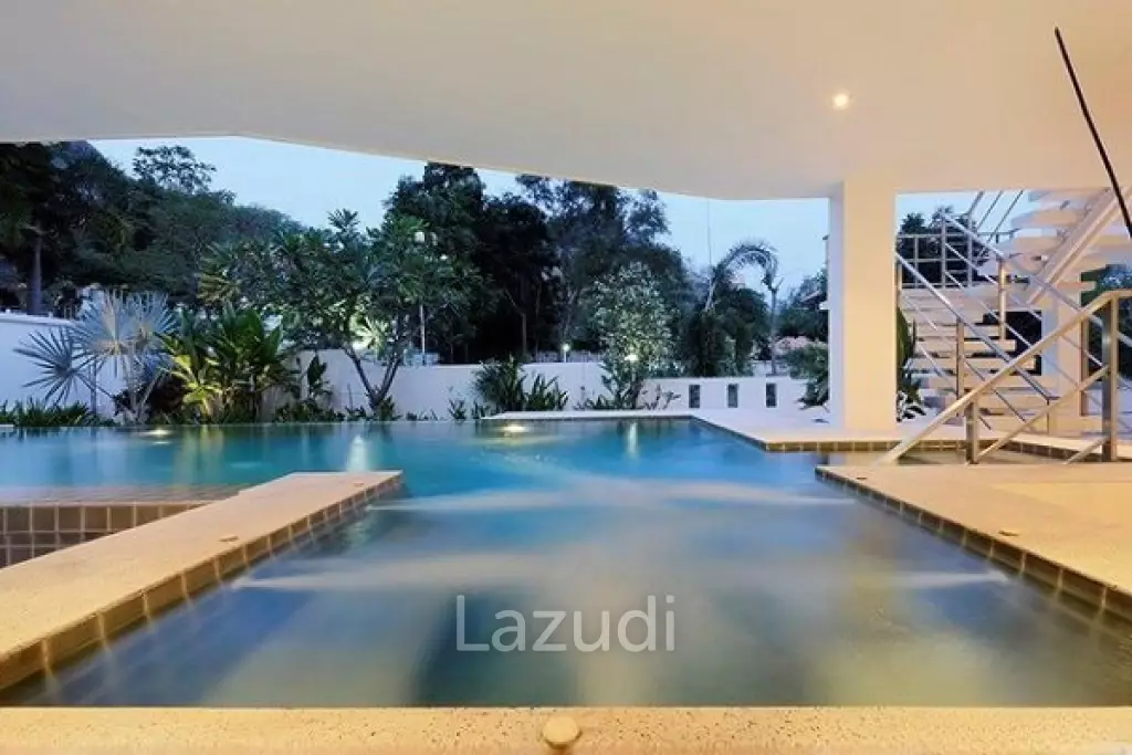 Modern 2-Story Villa with Pool in Hua Hin