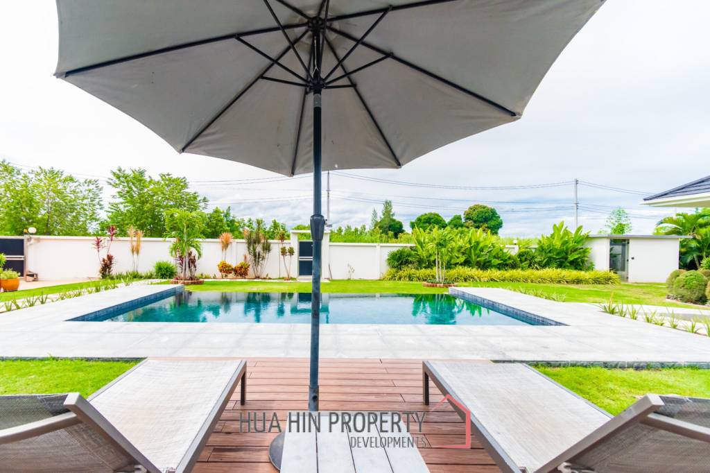 Luxury Independent 5 Bed Pool Villa in Thap Tai